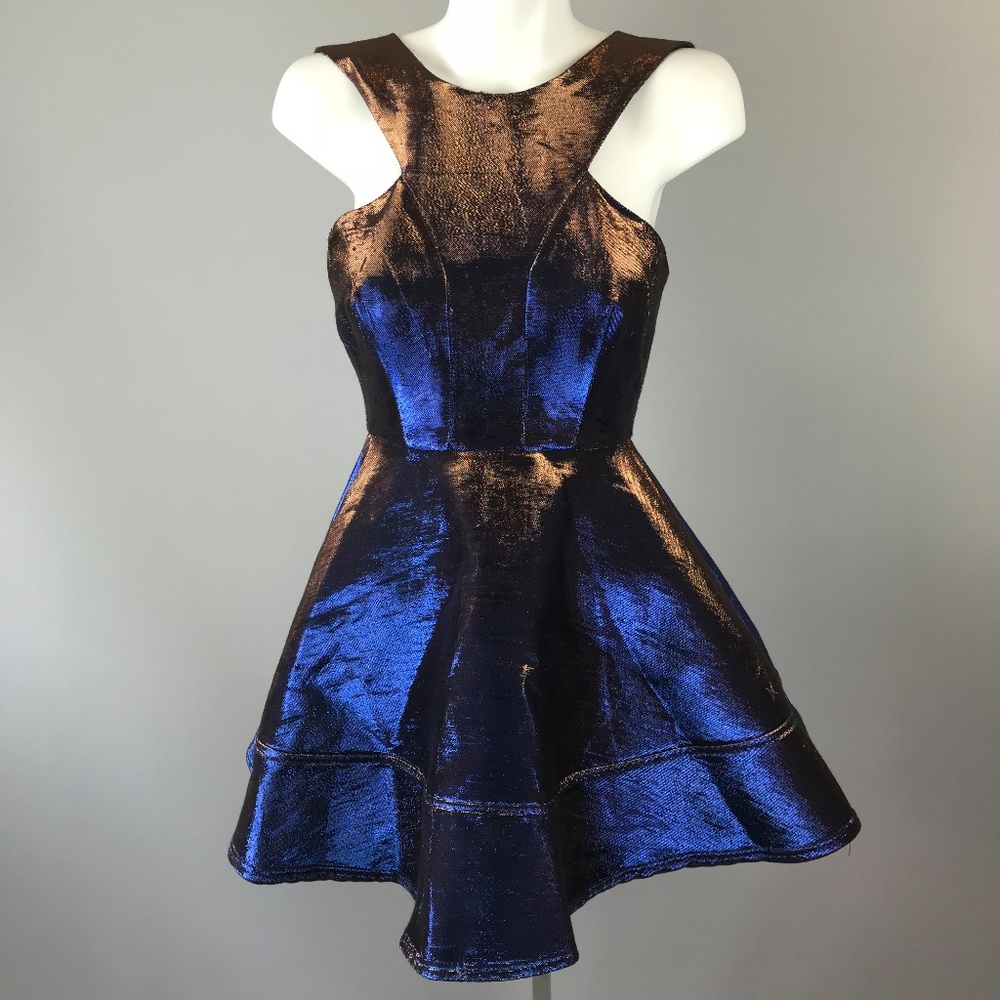Topshop 2 Tone Bonded Skater Dress Metallic 4 - Picture 3 of 7